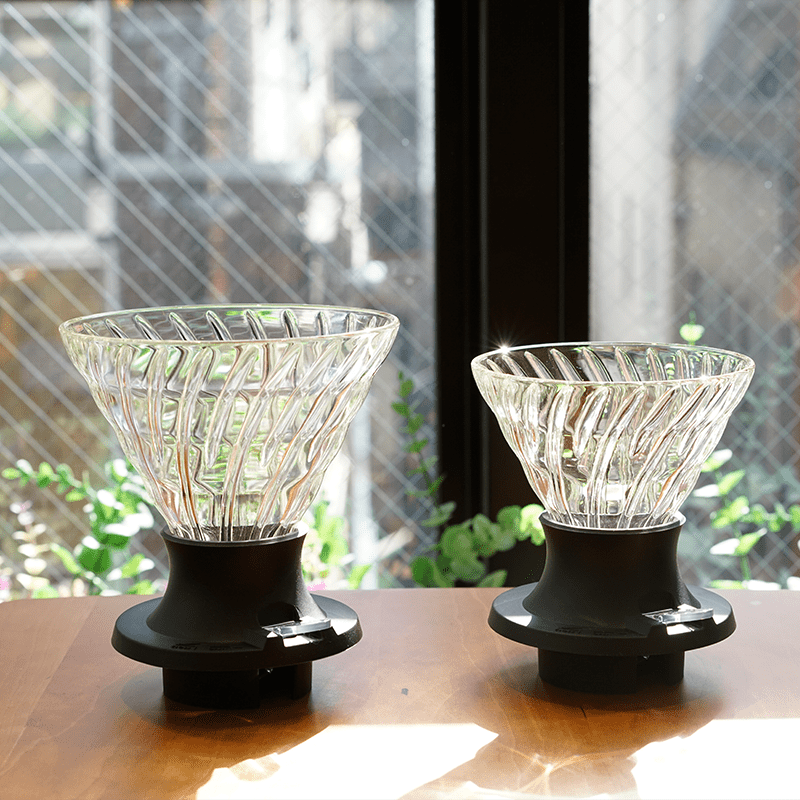 Hario V60 Immersion Dripper Switch (Incl. Paper Filters) - Barista Delight