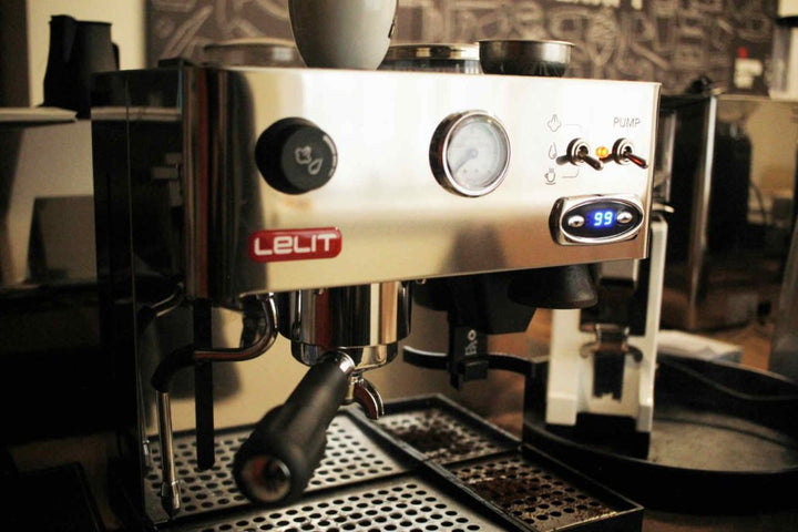 Lelit Anita PL042TEMD – Espresso Machine with Built - In Grinder - Barista Delight